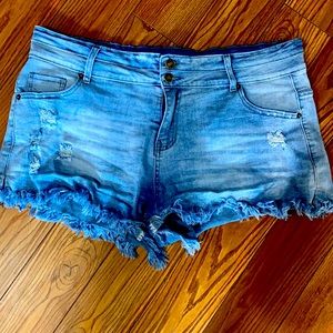 Distressed plus size shorts